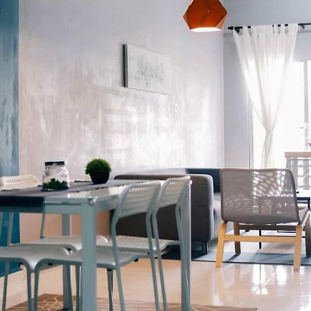 Thedaun Homestay Seri Iskandar, Perak Kültér fotó
